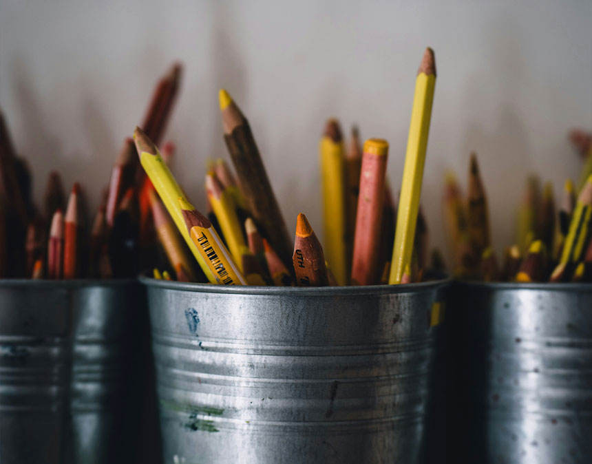 Lapices de colores para dibujos a lápiz.